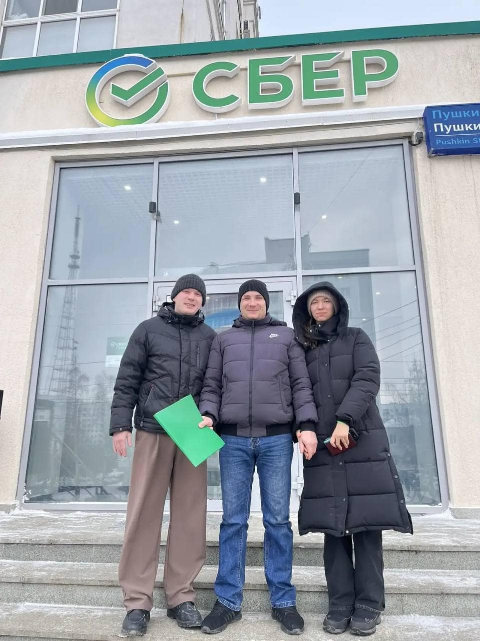 Сегодня сделали ещё один важный шаг и заключили договор подряда на строительство дома с…